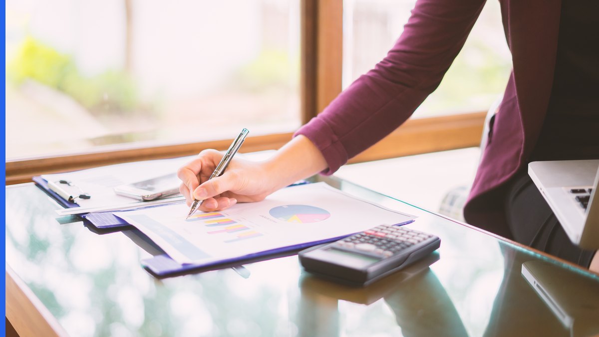 Docketing an office action from its issue date rather than its receipt date
